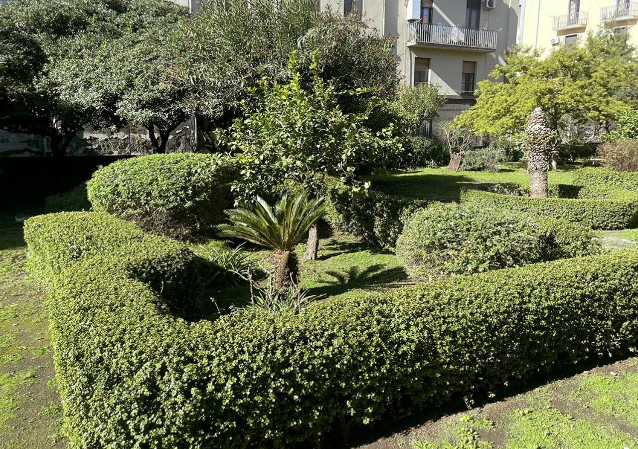Mi Casa Tu Casa - Guest House Катания Экстерьер фото