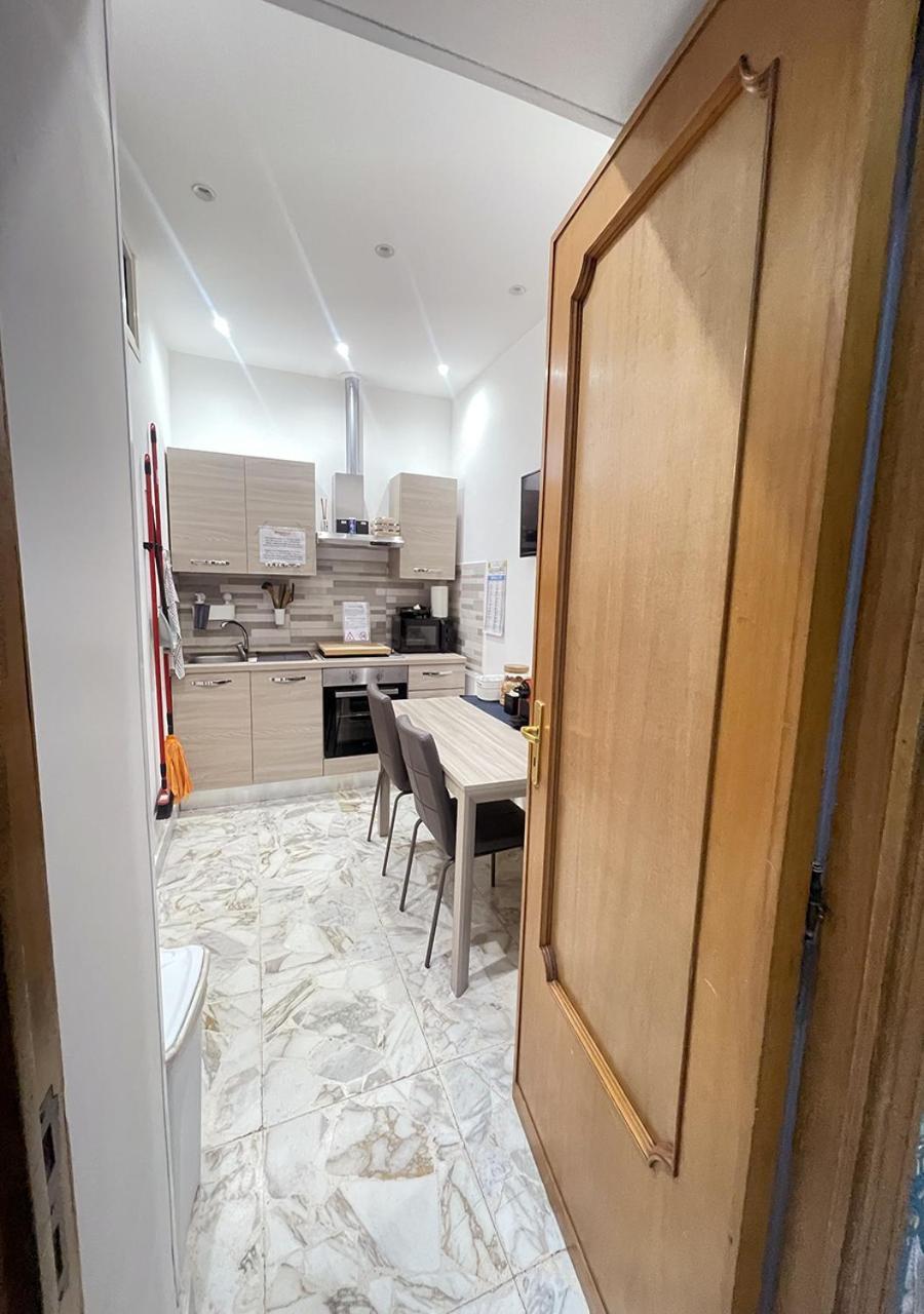 Mi Casa Tu Casa - Guest House Катания Экстерьер фото